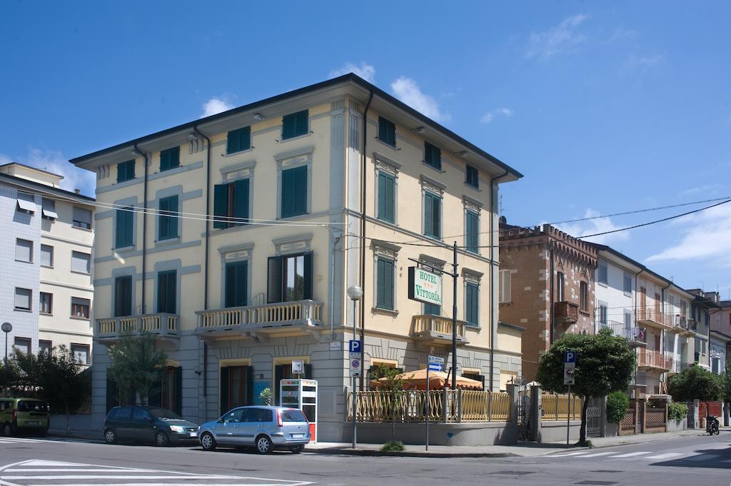 Hotel Vittoria Viareggio Esterno foto
